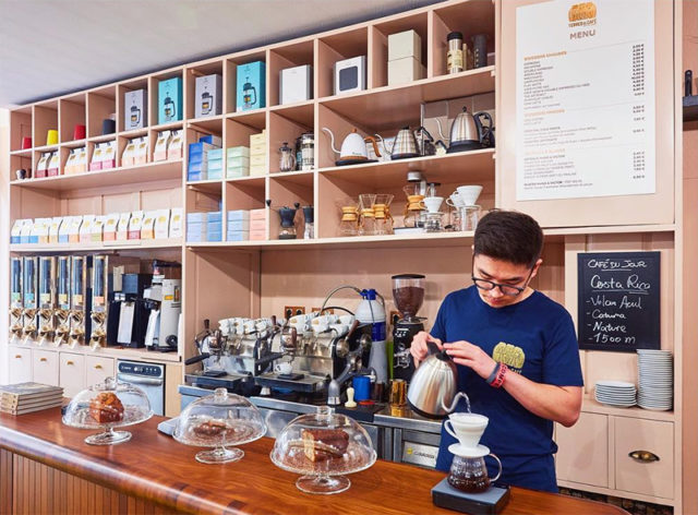 Au sein d'une des adresses parisiennes de Terres de Café. Photo : Terres de Café.