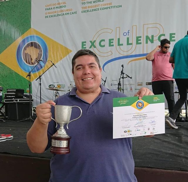 André Luis de la ferme Fazenda Paie Filho - 1ère place Cup of Excellence Brésil 2019